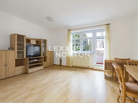 Pronájem bytu 2+kk, Praha - Strašnice, Saratovská, 56 m2