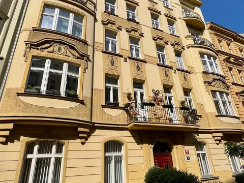 Pronájem bytu 2+kk, Praha - Bubeneč, Šmeralova, 56 m2