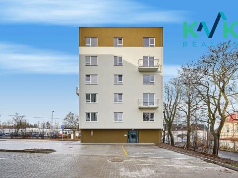 Prodej bytu 3+kk, Karlovy Vary, Dubová, 72 m2