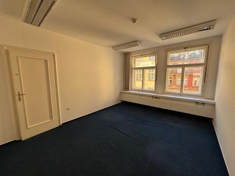 Pronájem kanceláře, Praha - Nové Město, Spálená, 35 m2