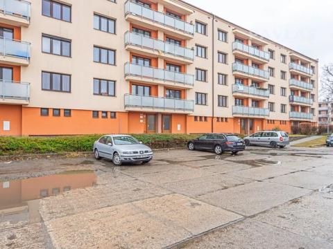 Prodej bytu 3+1, České Budějovice, Suchovrbenské nám., 65 m2