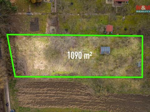 Prodej pozemku pro bydlení, Hnojice, 1090 m2
