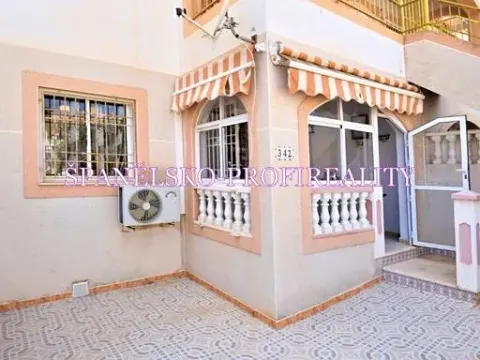 Prodej bytu 3+kk, Torrevieja, Španělsko, Calle Mar García Torregrosa, 54 m2