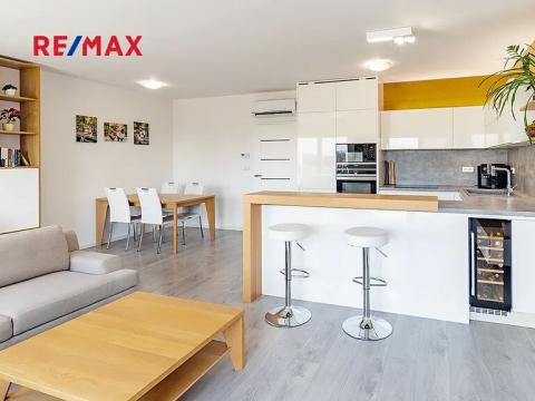 Prodej bytu 3+kk, Kolín, Pálavská, 118 m2