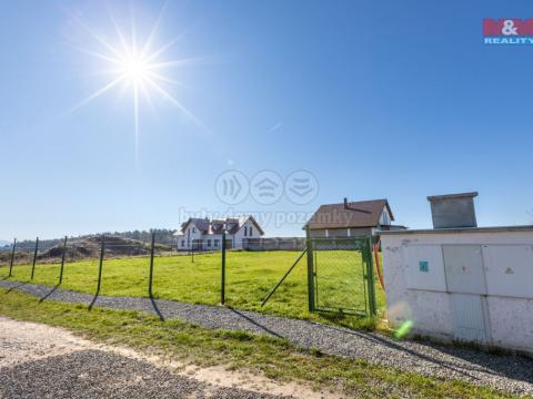 Prodej pozemku pro bydlení, Milostín - Povlčín, 895 m2