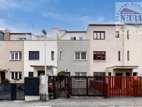 Prodej rodinného domu, Praha - Braník, U Dobešky, 115 m2