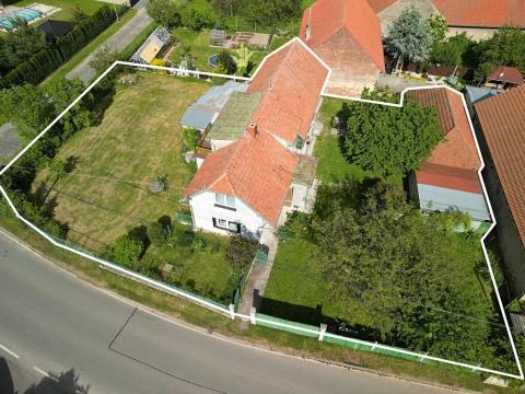Prodej rodinného domu, Oleška, 262 m2