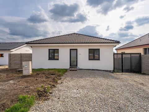 Prodej rodinného domu, Drnholec, Janečkova, 144 m2