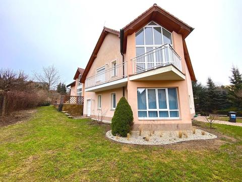 Pronájem vily, Statenice, Za Roklí, 336 m2