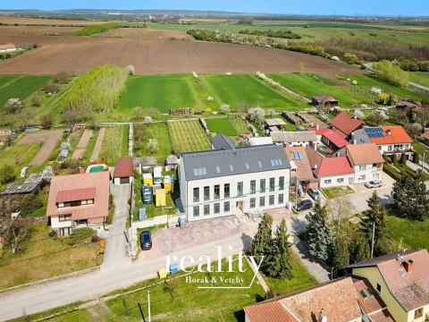 Prodej bytu 2+kk, Znojmo, 100 m2