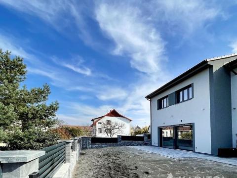 Pronájem rodinného domu, Doubravčice, Na Trnožině, 132 m2