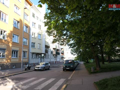 Pronájem bytu 1+kk, Praha - Libeň, Kašparovo náměstí, 28 m2