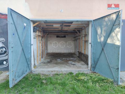 Pronájem garáže, Ostrava, V Zahradách, 18 m2