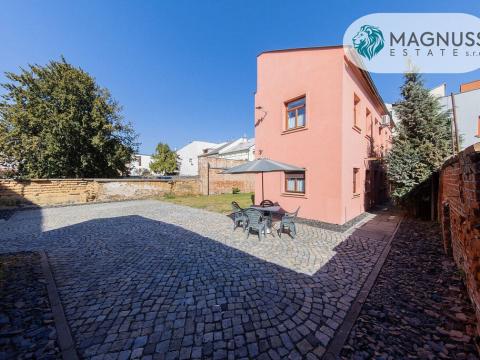 Prodej rodinného domu, Šternberk, Hlavní náměstí, 96 m2