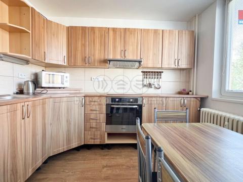 Pronájem bytu 1+1, Zlín, Dlouhá, 36 m2