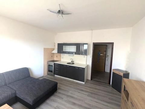 Pronájem bytu 2+kk, Ústí nad Labem, Šrámkova, 40 m2