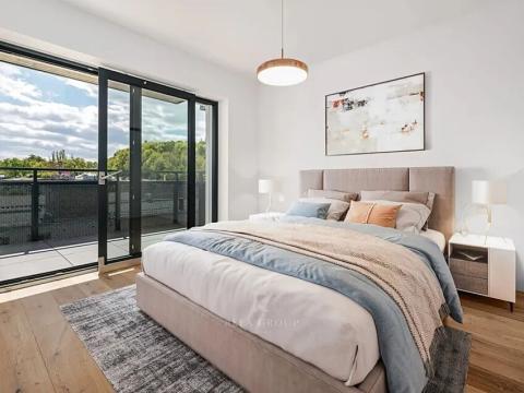 Prodej bytu 3+kk, Praha - Vysočany, Novovysočanská, 98 m2