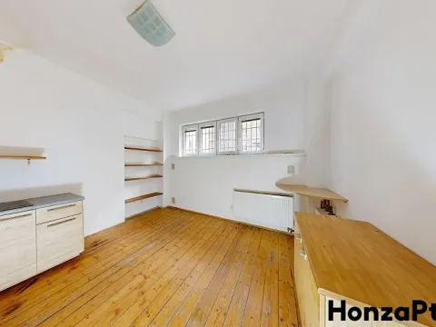 Prodej kanceláře, Praha - Žižkov, Viklefova, 38 m2