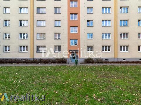 Prodej bytu 2+1, Karviná, Božkova, 58 m2