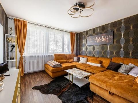 Prodej bytu 3+1, Praha - Hlubočepy, Högerova, 74 m2