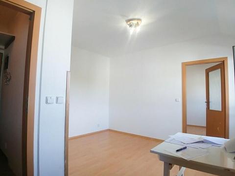 Pronájem bytu 2+kk, Dobřichovice, Za Parkem, 34 m2