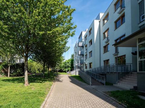 Prodej bytu 4+kk, Praha - Malešice, Univerzitní, 105 m2