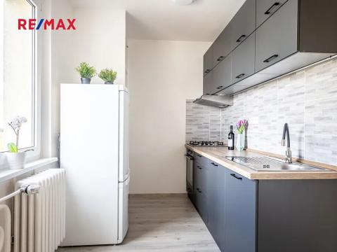 Pronájem bytu 4+1, Praha - Háje, Plickova, 71 m2