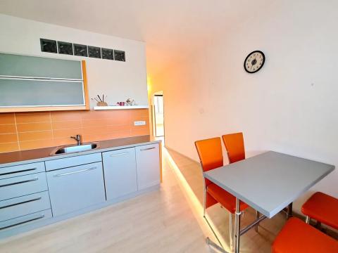 Pronájem bytu 3+1, Zlín, U Trojáku, 77 m2