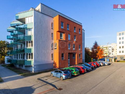 Pronájem bytu 2+kk, Hradec Králové - Třebeš, Labská louka, 58 m2
