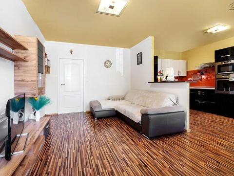 Prodej bytu 3+kk, Praha - Strašnice, Pod strání, 72 m2