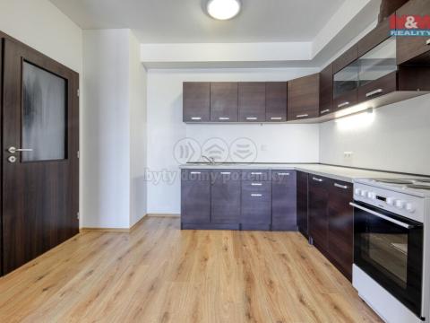 Pronájem bytu 2+kk, Plzeň - Jižní Předměstí, U Borských kasáren, 53 m2