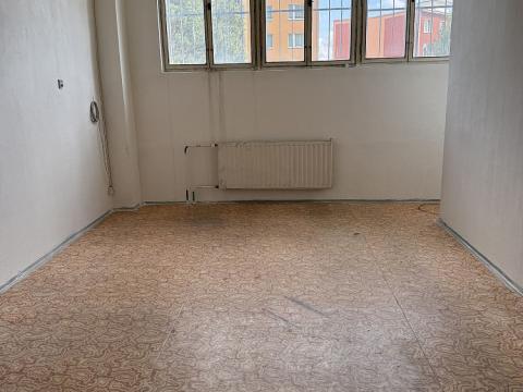 Pronájem obchodního prostoru, Chomutov, Školní pěšina, 83 m2