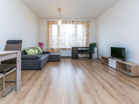 Pronájem bytu 1+kk, Praha - Letňany, Pavla Beneše, 33 m2