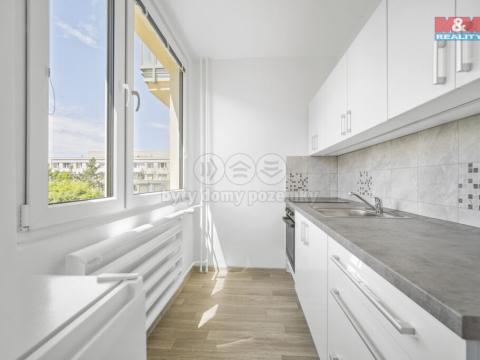 Pronájem bytu 1+kk, Pardubice - Polabiny, Sluneční, 28 m2