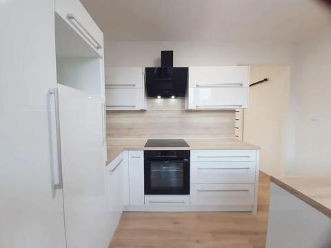 Prodej bytu 2+1, Karviná, Haškova, 57 m2