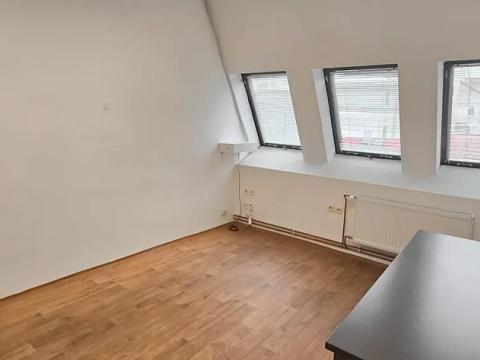 Pronájem kanceláře, Teplice, Krupská, 15 m2