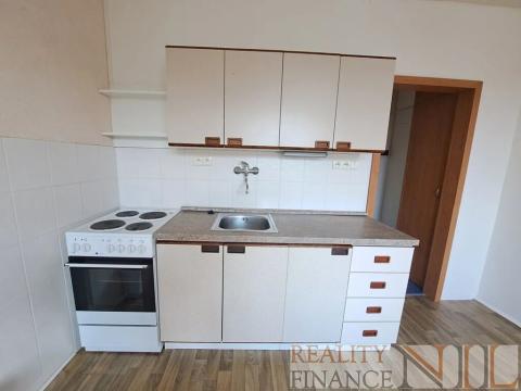 Pronájem bytu 1+kk, Plzeň, Heyrovského, 20 m2