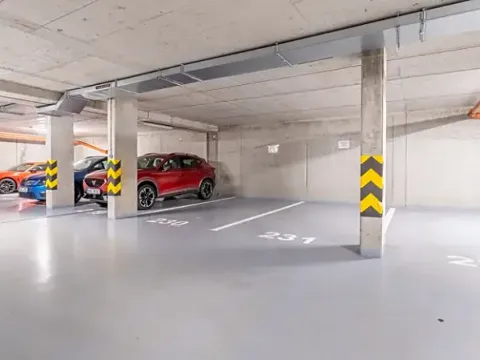 Pronájem garážového stání, Praha - Stodůlky, Raichlova, 15 m2