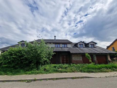 Prodej rodinného domu, Moravany, Na Rozcestí, 450 m2