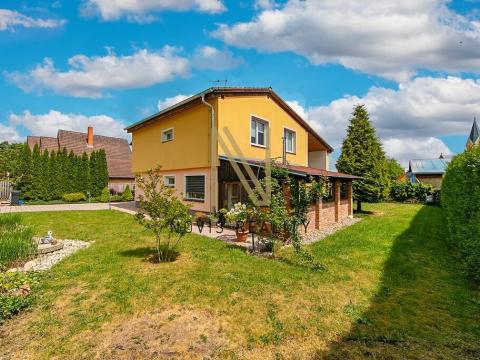 Prodej rodinného domu, Úherce, Na Vršku, 206 m2