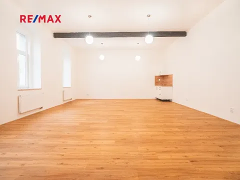 Pronájem kanceláře, Plzeň, Jablonského, 52 m2