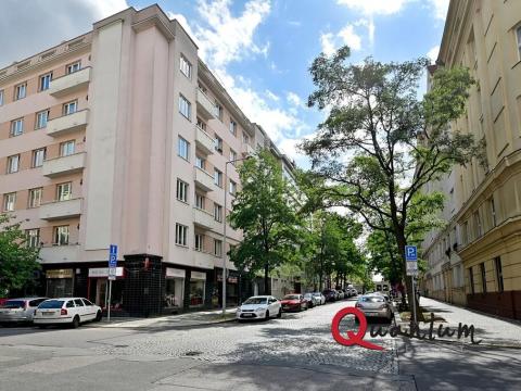 Pronájem bytu 1+kk, Praha - Žižkov, Baranova, 29 m2