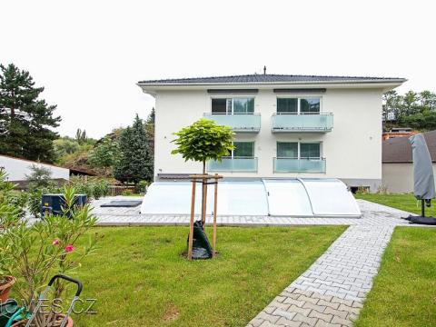 Pronájem bytu 2+kk, Praha - Dolní Chabry, Pod zámečkem, 60 m2