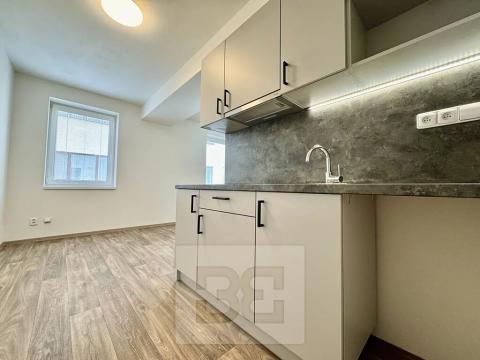 Pronájem ordinace, Střelice, Nová ulice, 30 m2