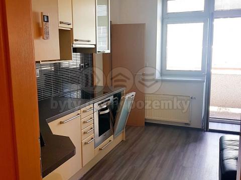 Prodej bytu 2+kk, Praha - Libeň, Českomoravská, 40 m2