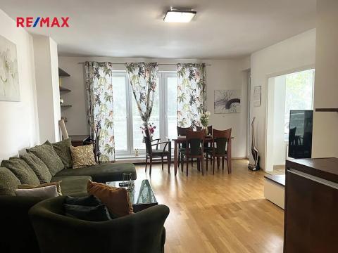 Pronájem bytu 3+1, Praha - Záběhlice, Hyacintová, 89 m2