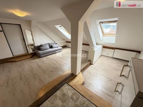 Pronájem bytu 2+kk, Praha - Smíchov, Jindřicha Plachty, 60 m2