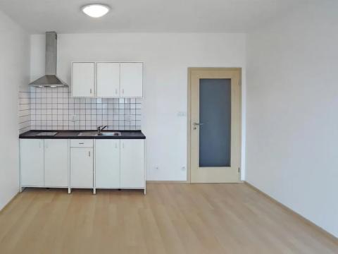 Pronájem bytu 1+kk, Praha - Horní Měcholupy, Hornoměcholupská, 37 m2