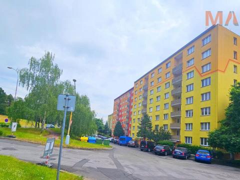 Prodej bytu 2+1, Chomutov, Školní pěšina, 63 m2