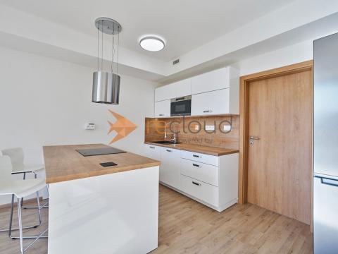 Prodej bytu 2+kk, Horoměřice, Velvarská, 48 m2